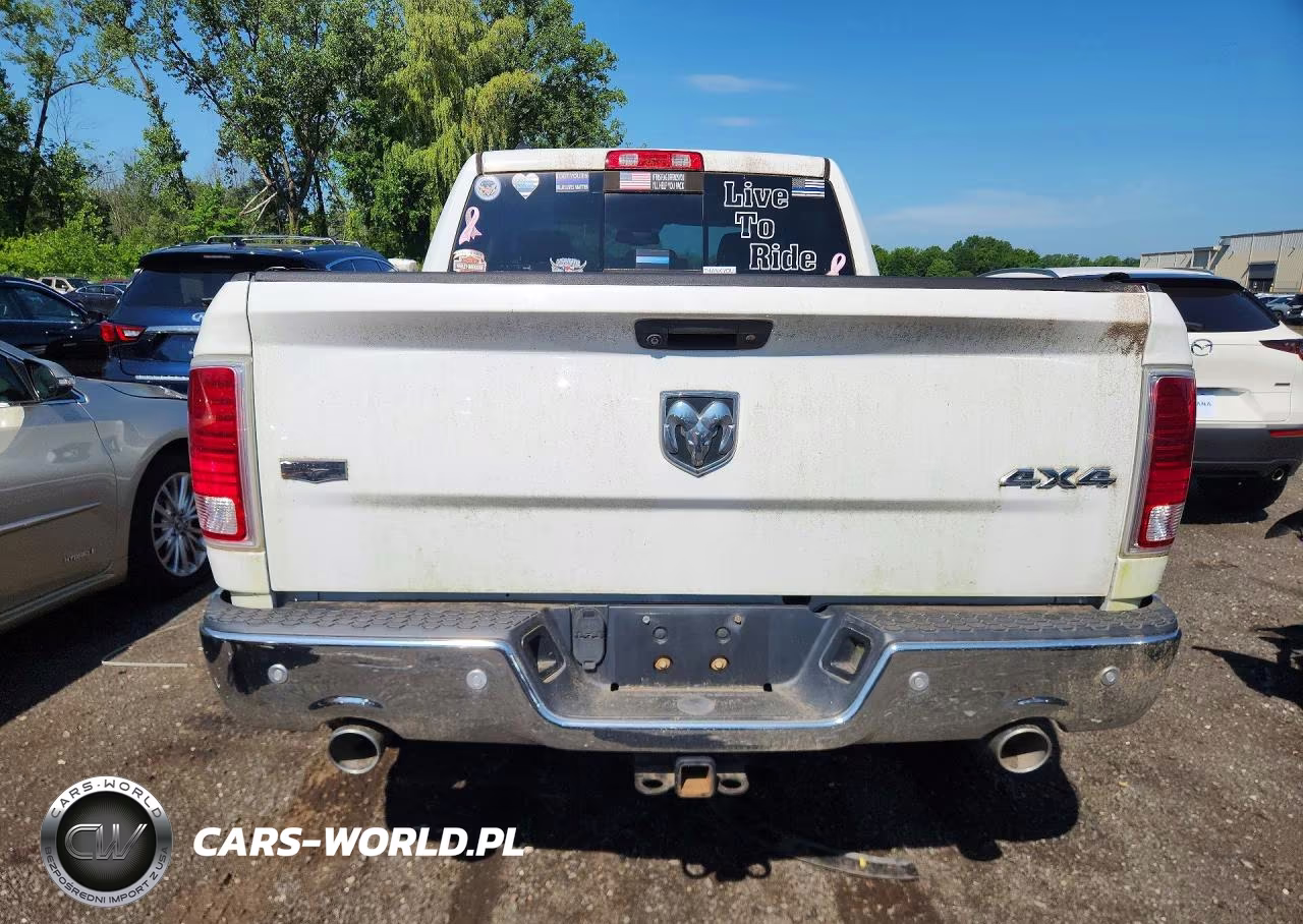 2015 Ram 1500 Laramie VIN:1C6RR7NMXFS531616 - 6