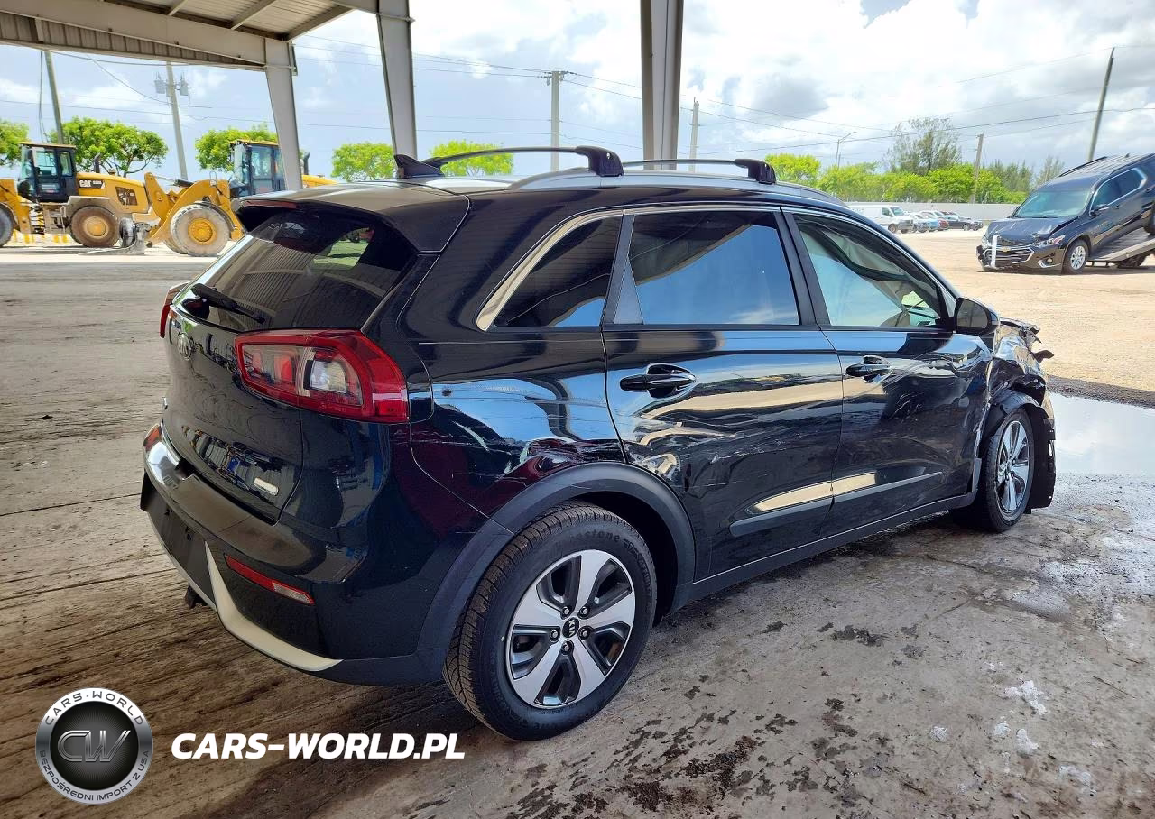 2017 Kia Niro Lx VIN:KNDCB3LCXH5082431 - 3