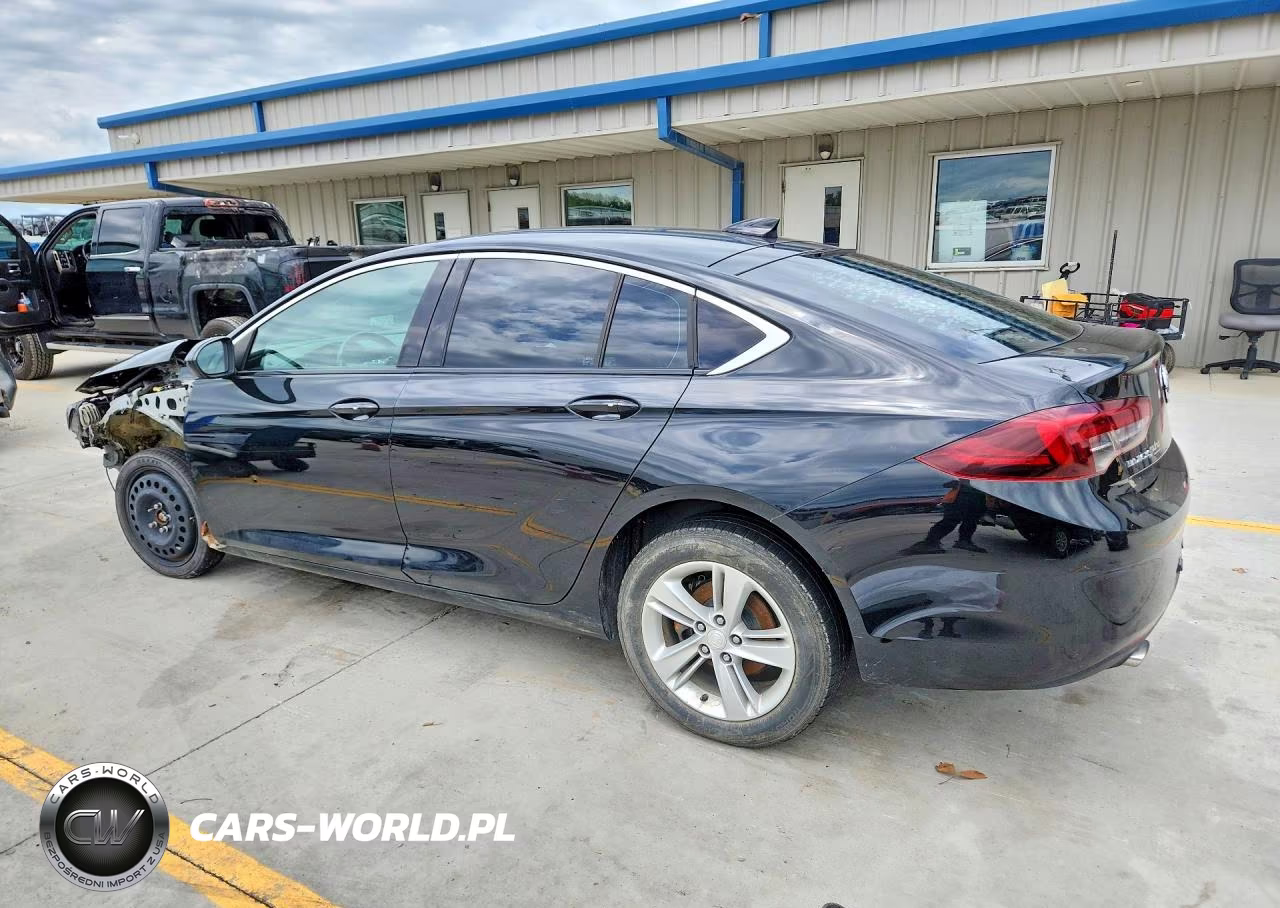 2018 Buick Regal Preferred VIN:W04GL6SX6J1133953 - 2