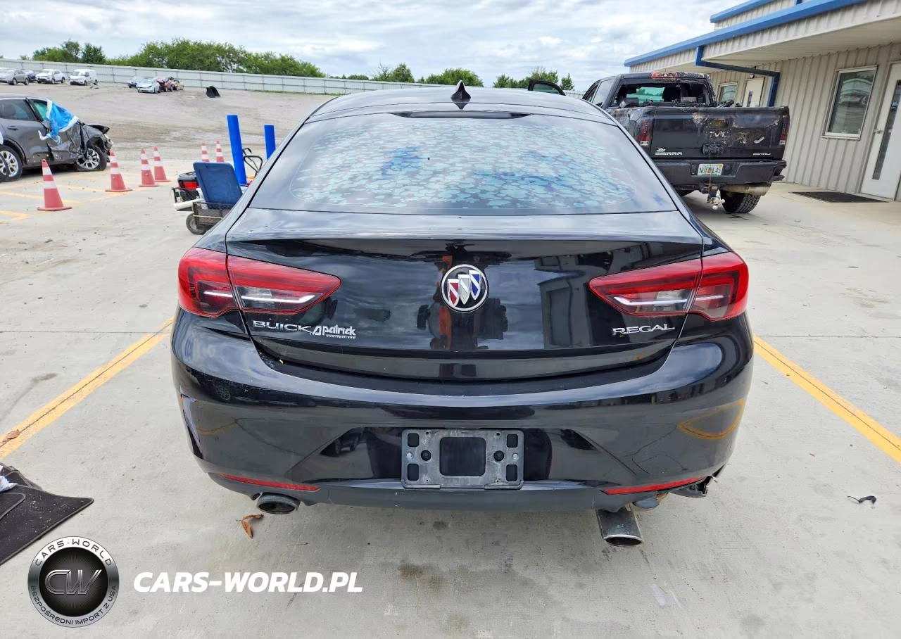 2018 Buick Regal Preferred VIN:W04GL6SX6J1133953 - 6