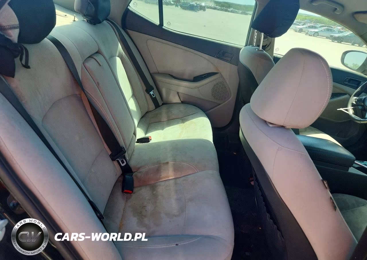 2015 Kia Optima Lx VIN:5XXGM4A75FG351922 - 10