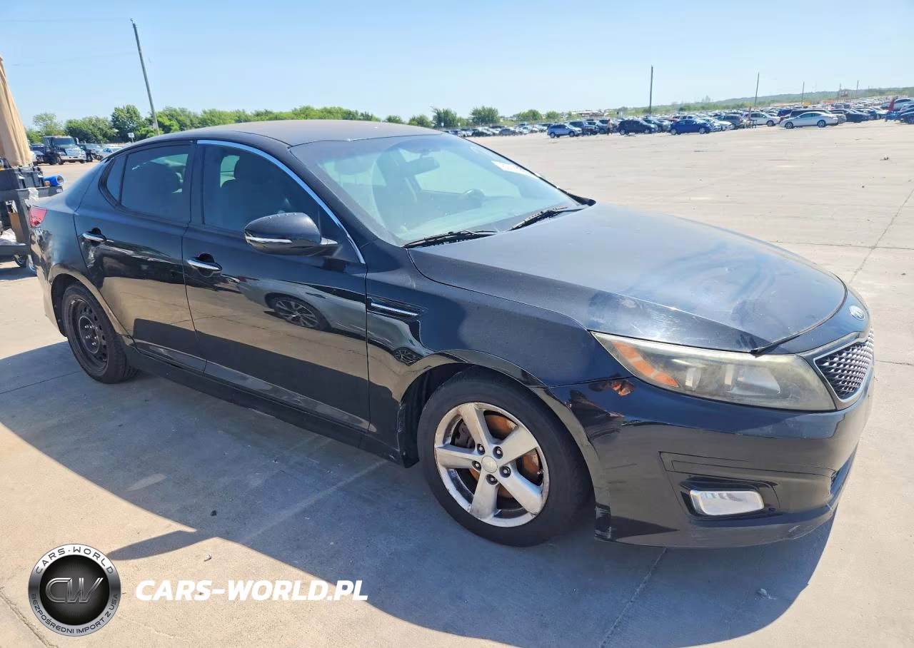 2015 Kia Optima Lx VIN:5XXGM4A75FG351922 - 4