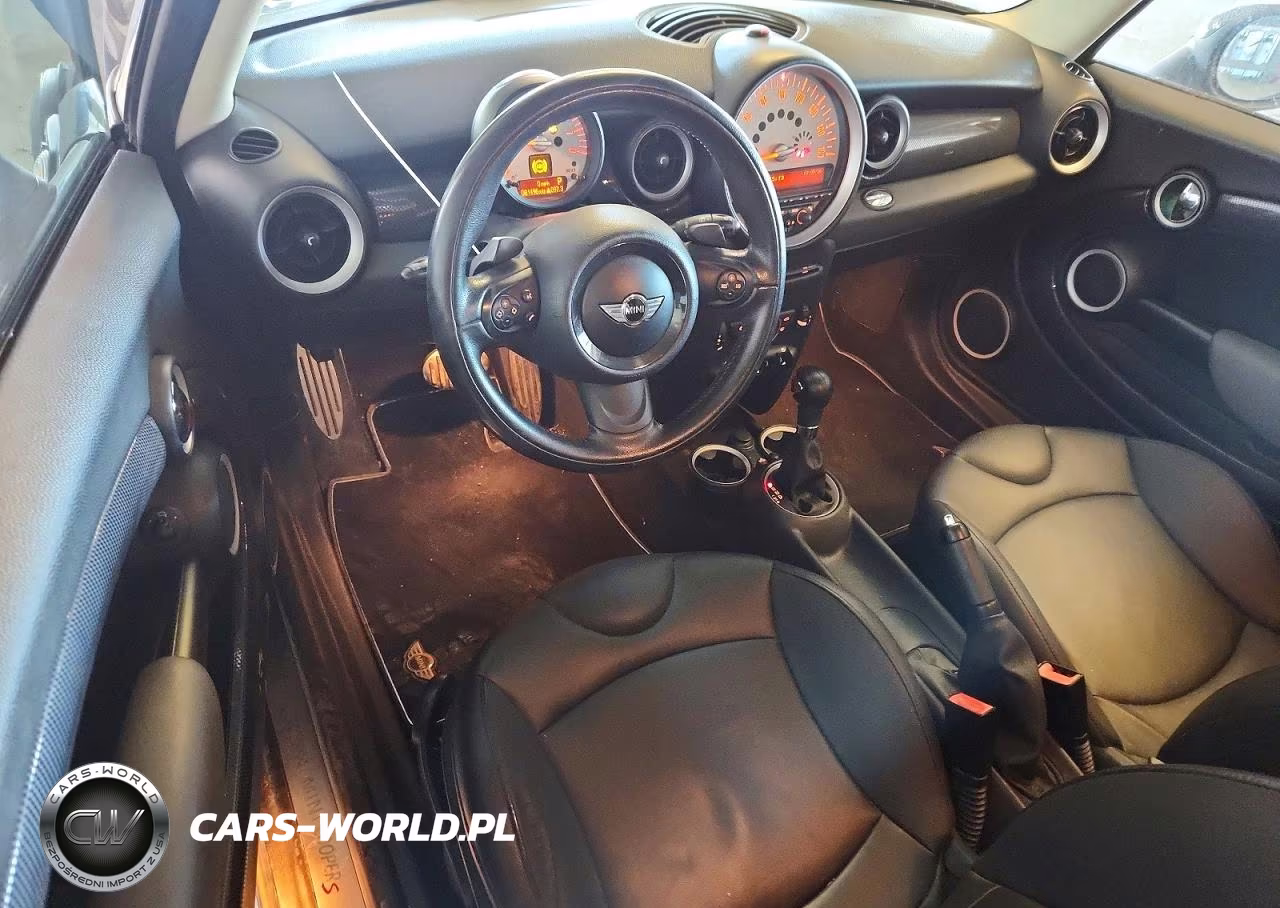 2011 Mini Cooper S Clubman VIN:WMWZG3C57BTY35300 - 8