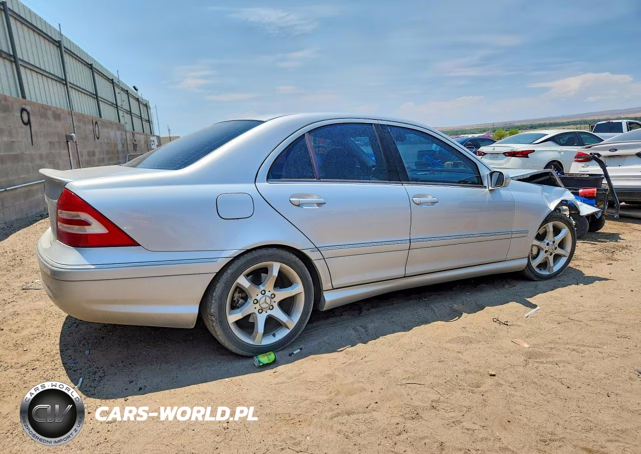 2007 Mercedes-Benz C 230 VIN:WDBRF52H47F928034 - 3