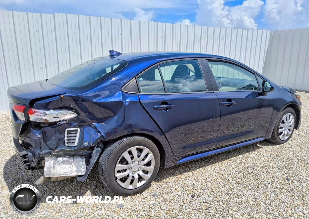 2020 Toyota Corolla Le VIN:5YFEPRAE3LP014467 - 3