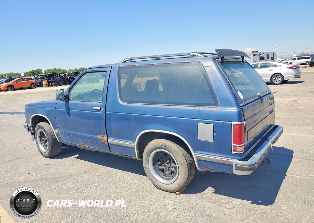 1987 Chevrolet Blazer S10 VIN:1GNCS18R3H0112133 - 2