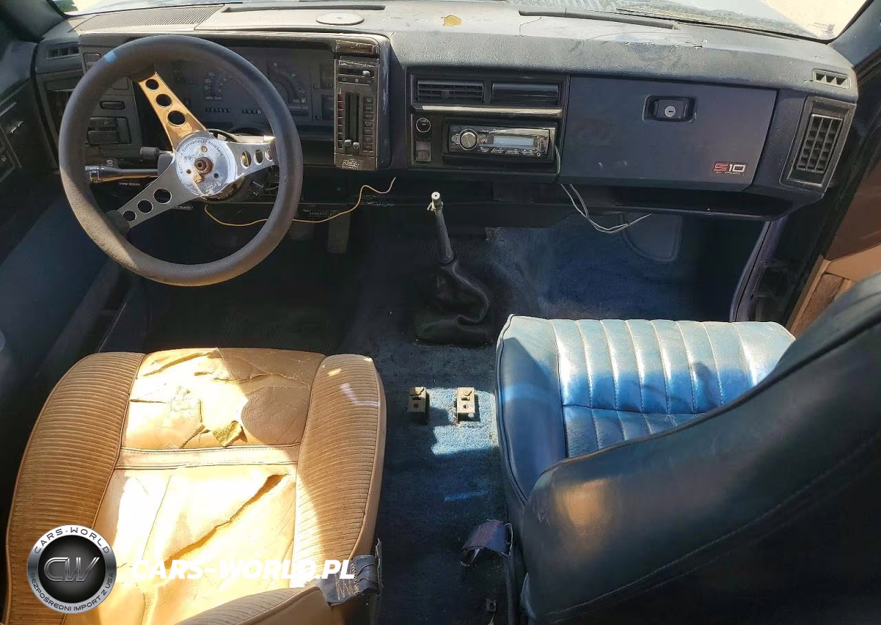 1987 Chevrolet Blazer S10 VIN:1GNCS18R3H0112133 - 8