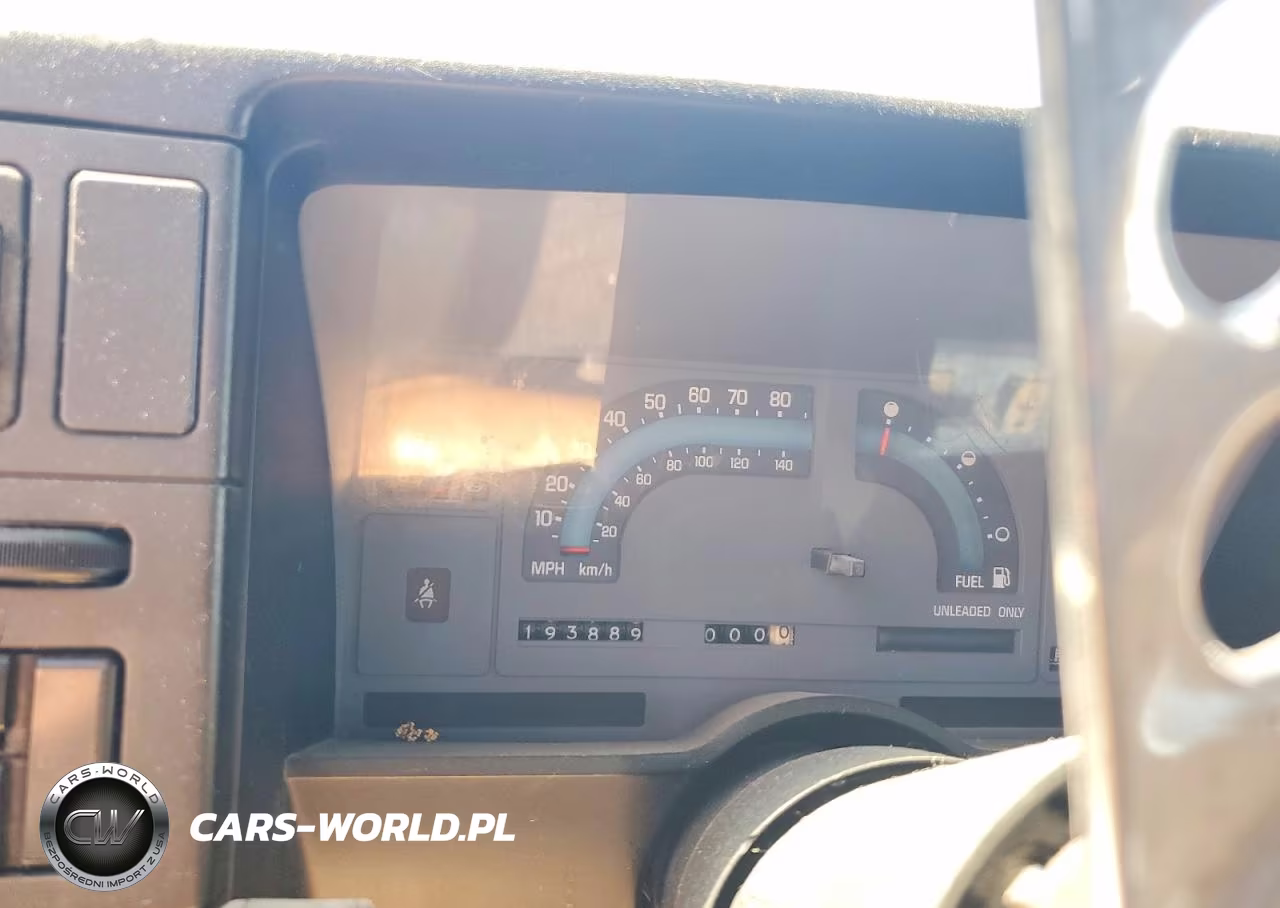 1987 Chevrolet Blazer S10 VIN:1GNCS18R3H0112133 - 9