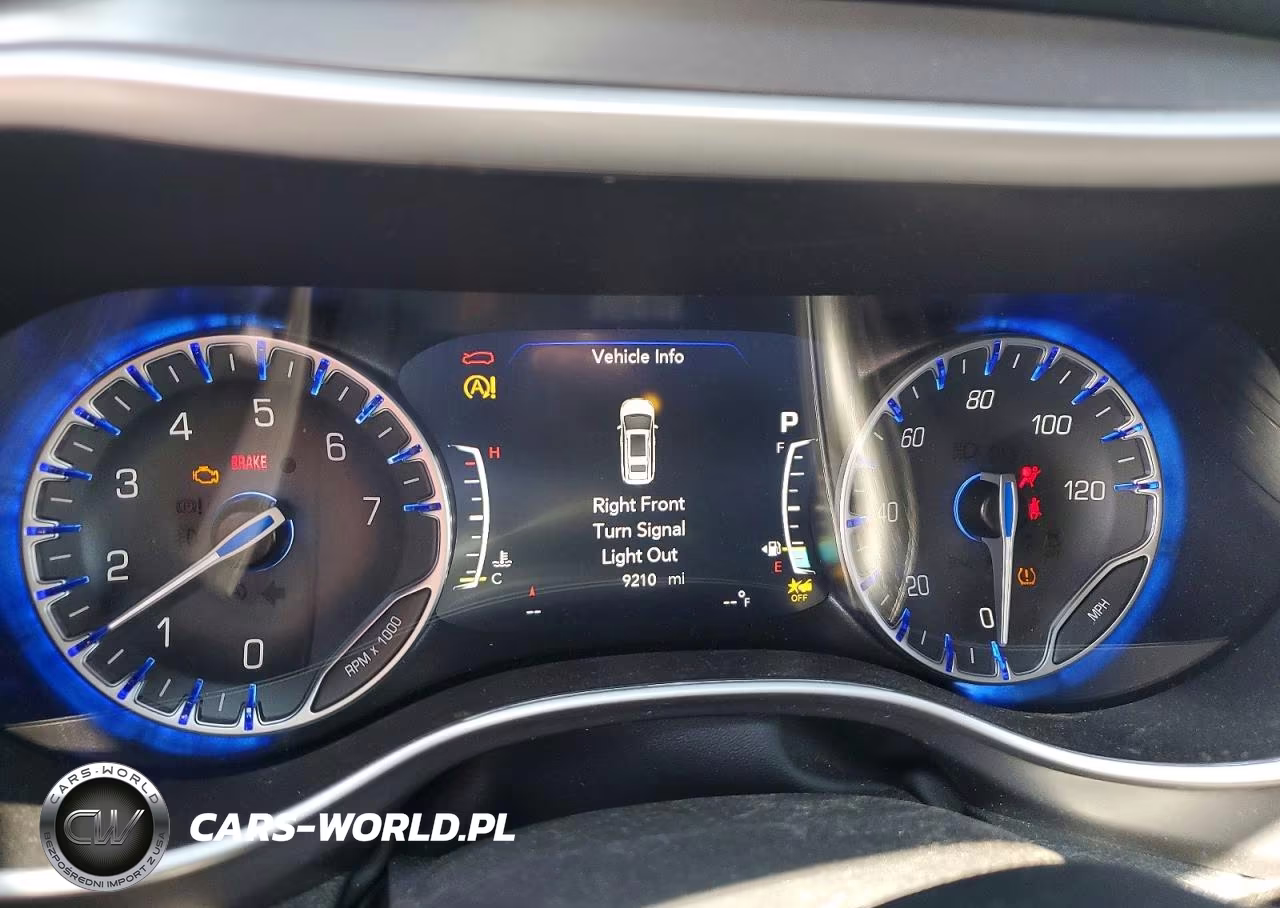 2026 Chrysler Pacifica Select VIN:2C4RC1BG2TR246461 - 9
