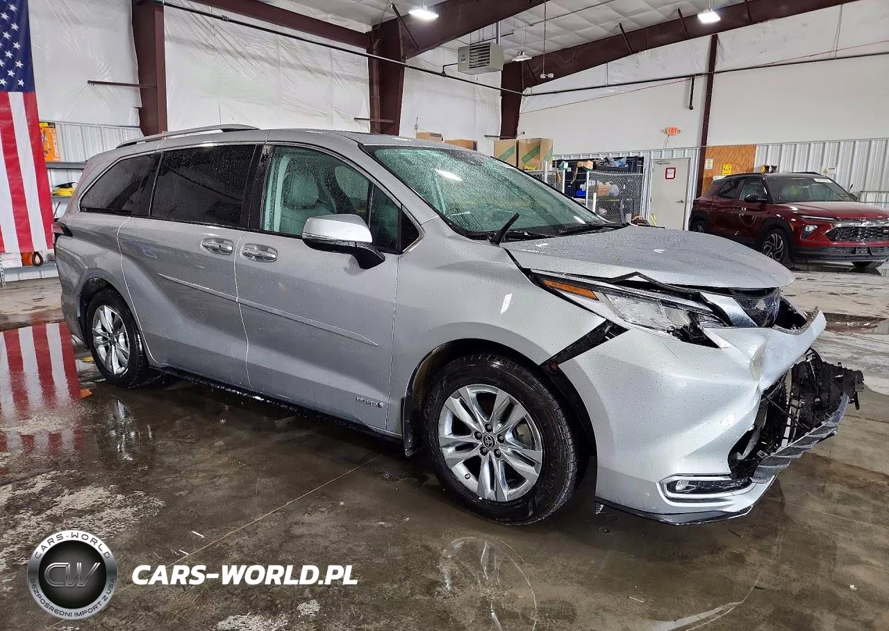 2021 Toyota Sienna Limited 7-Passenger VIN:5TDZRKEC8MS048733 - 4