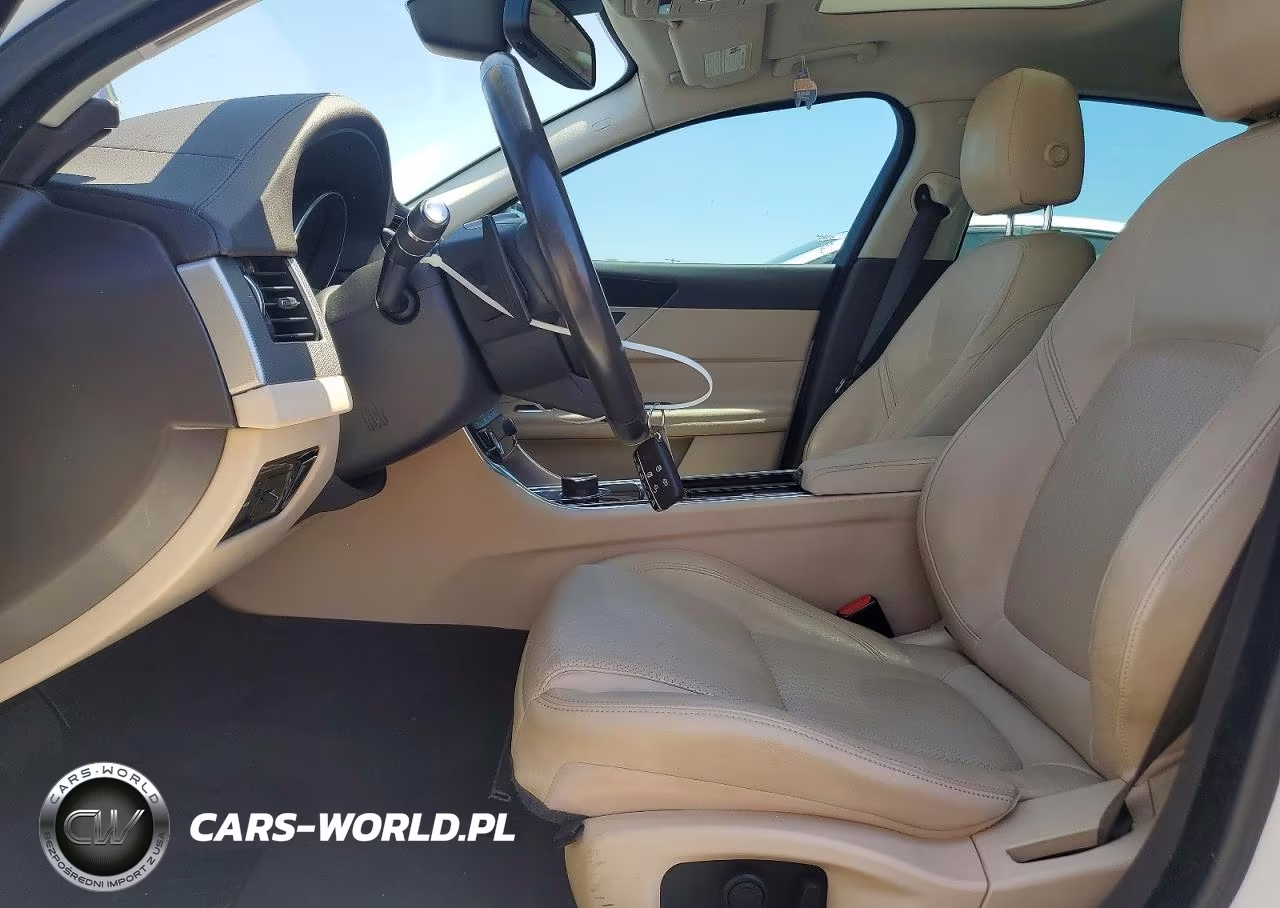 2017 Jaguar Xf Prestige VIN:SAJBK4BV6HCY28598 - 7