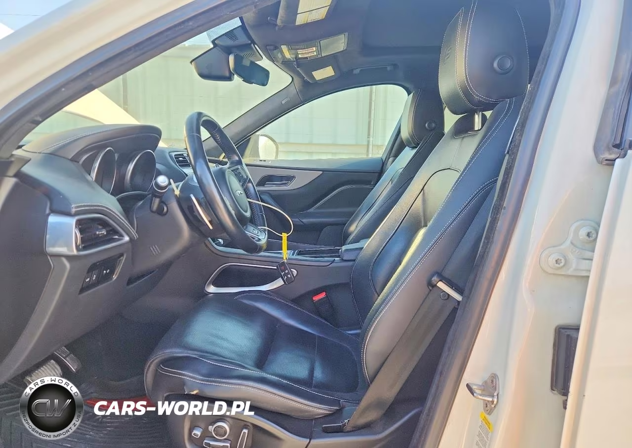 2020 Jaguar F-Pace S VIN:SADCM2FV3LA641324 - 7