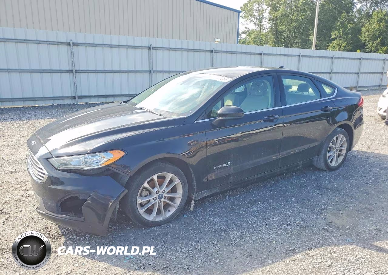 2019 Ford Fusion Se – zdjęcie 1 z 12