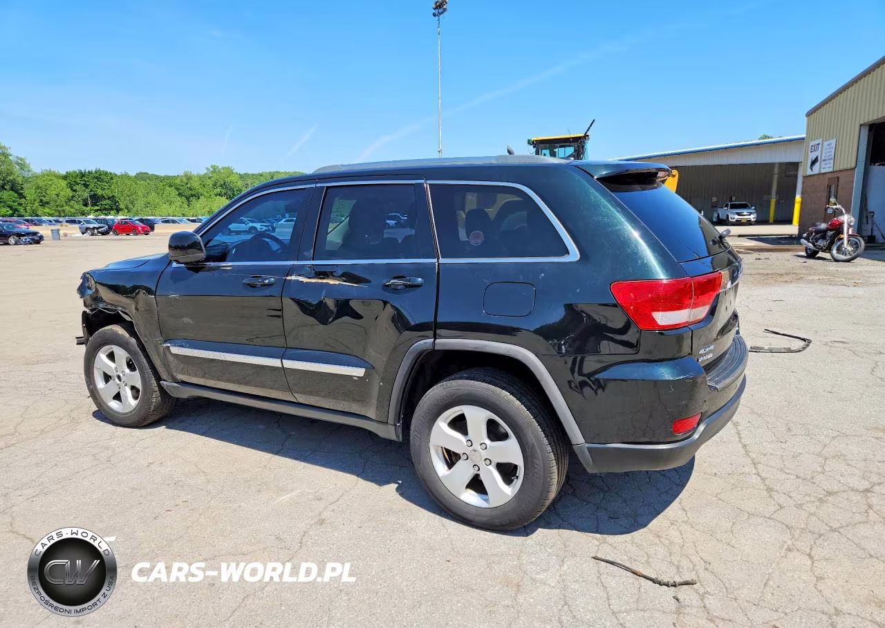 2013 Jeep Grand Cherokee Laredo VIN:1C4RJFAG0DC640555 - 2