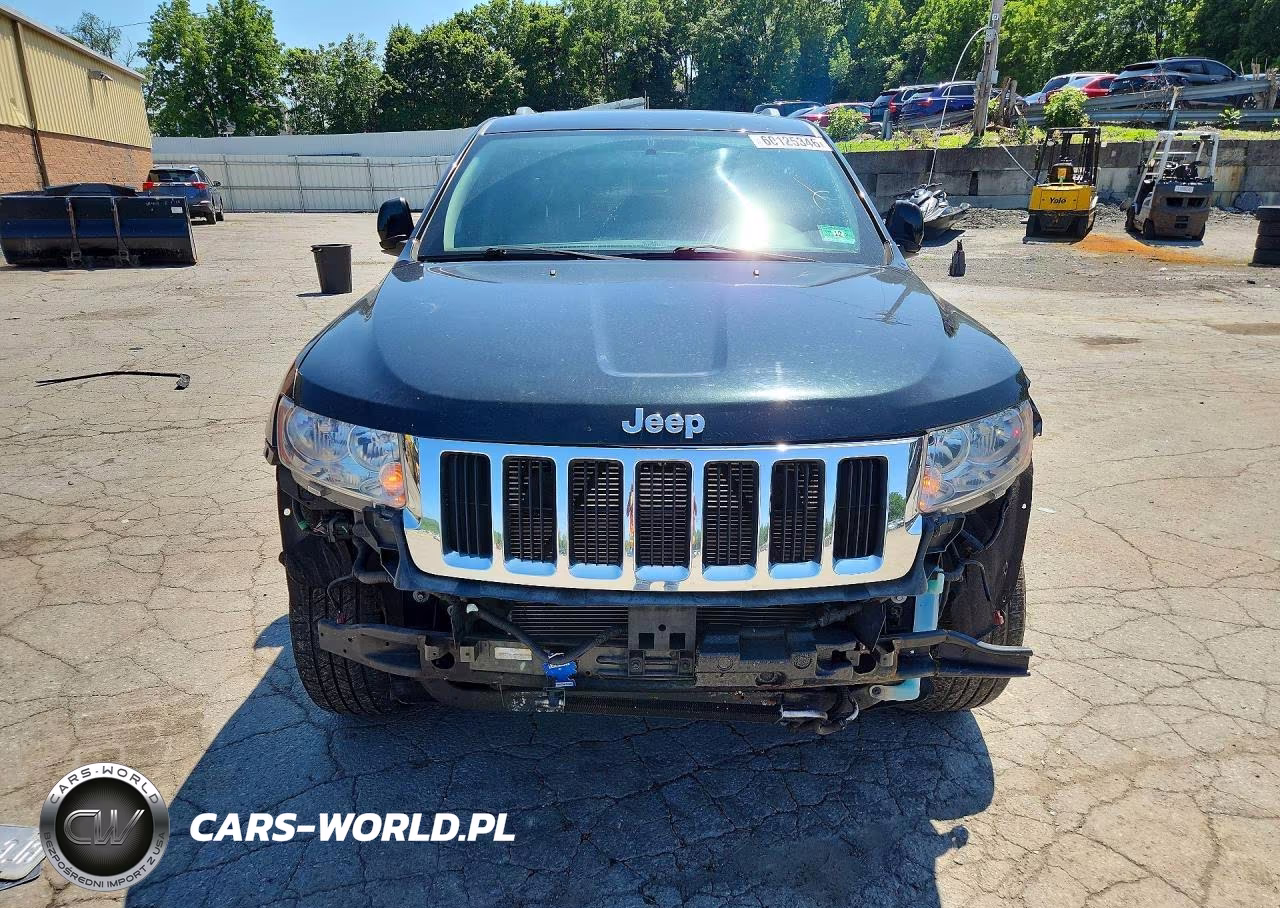2013 Jeep Grand Cherokee Laredo VIN:1C4RJFAG0DC640555 - 5