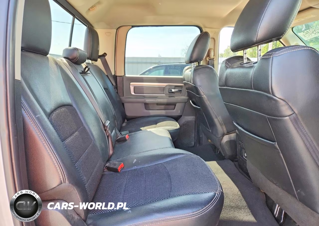 2018 Ram 1500 Slt VIN:1C6RR6LM6JS263217 - 10