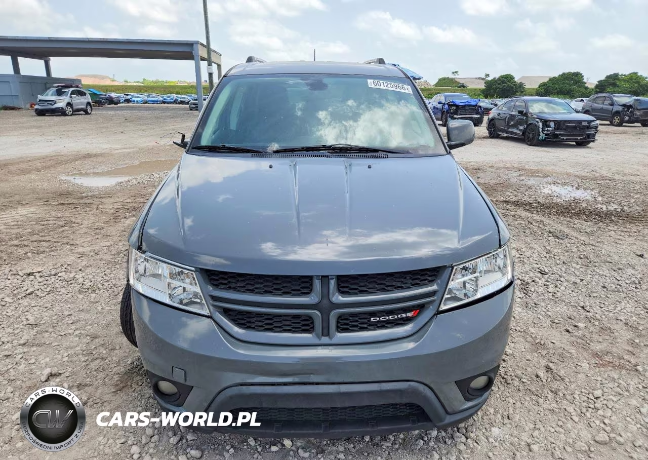 2019 Dodge Journey Crossroad VIN:3C4PDCGGXKT857925 - 5