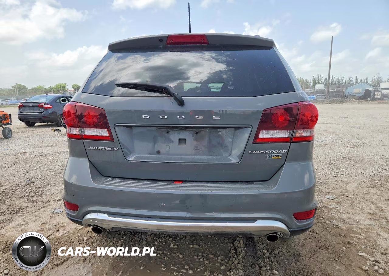 2019 Dodge Journey Crossroad VIN:3C4PDCGGXKT857925 - 6