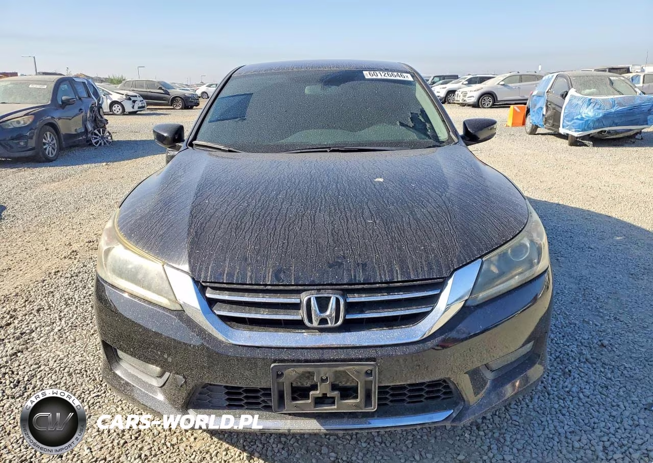 2015 Honda Accord Sport VIN:1HGCR2F56FA228560 - 5