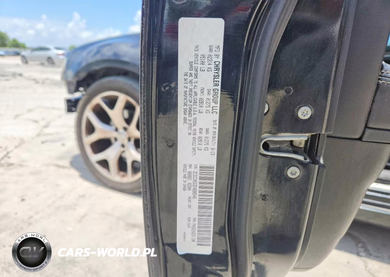 2013 Chrysler 300C Varvatos VIN:2C3CCADG3DH698546 - 12