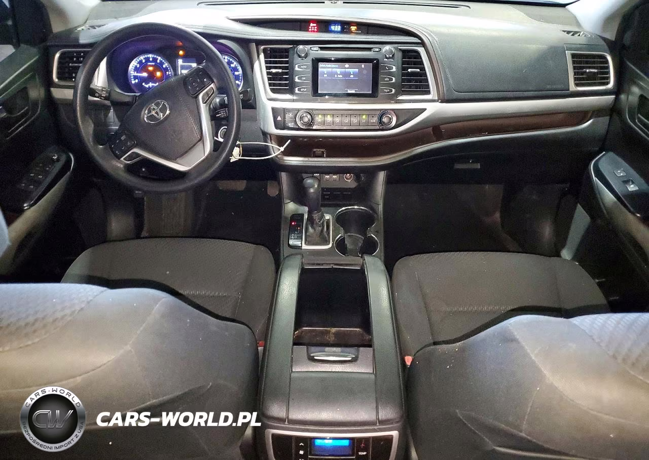 2019 Toyota Highlander Le VIN:5TDZZRFH2KS313713 - 8
