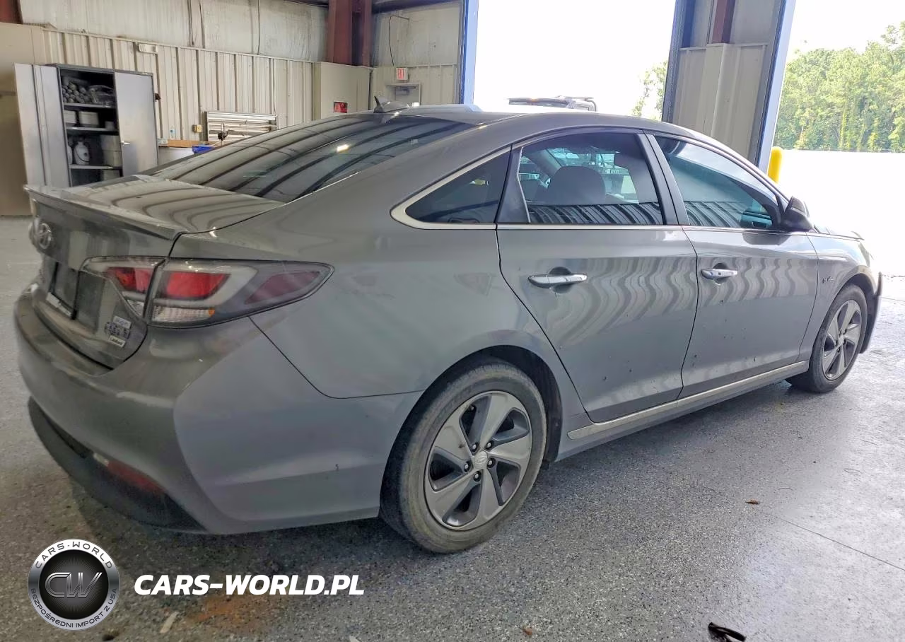 2017 Hyundai Sonata Plug-In Hybrid Limited VIN:KMHE54L28HA059763 - 3