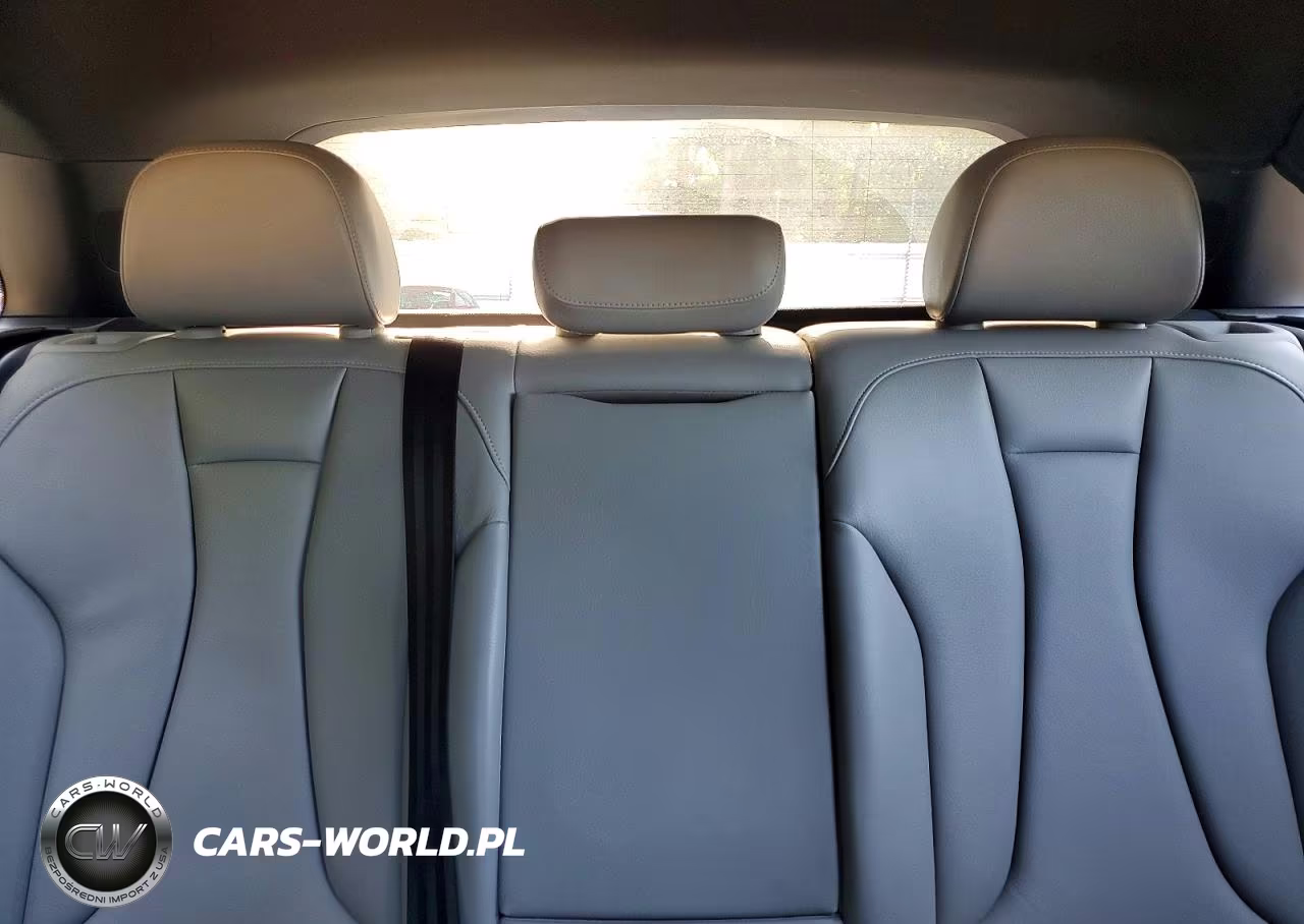 2018 Audi A3 E-Tron Premium Plus VIN:WAUTPBFF7JA075951 - 10
