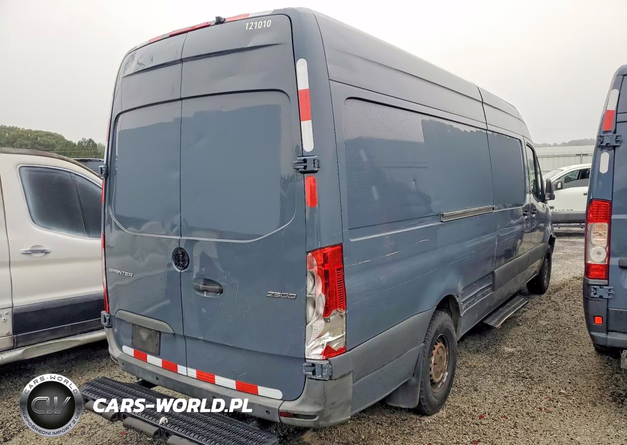 2019 Mercedes-Benz Sprinter 2500-3500 Delivery Van VIN:WD4PF1CD2KP115832 - 3