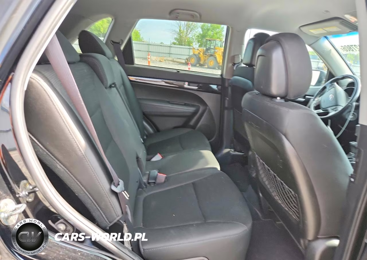 2015 Kia Sorento Lx VIN:5XYKTDA71FG602248 - 10