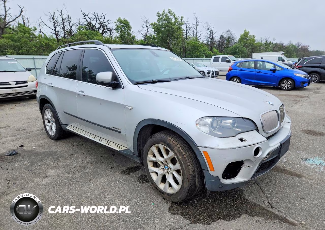 2013 BMW X5 xDrive35I VIN:5UXZV4C52D0E08742 - 4