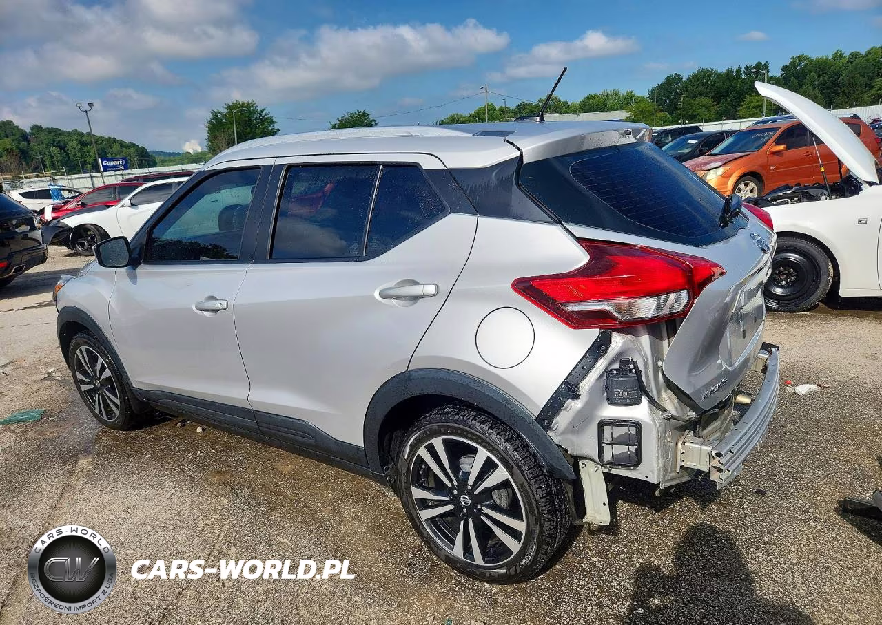 2019 Nissan Kicks Sv VIN:3N1CP5CU7KL520872 - 2