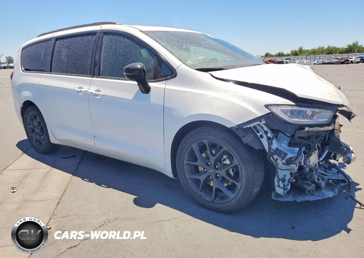 2025 Chrysler Pacifica Limited VIN:2C4RC1GG1SR513113 - 4