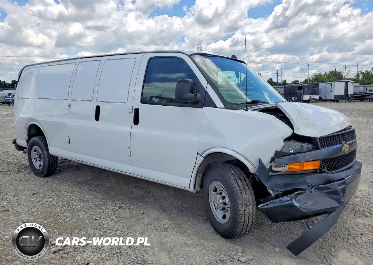 2022 Chevrolet Express G2500 VIN:1GCWGBF7XN1139012 - 4