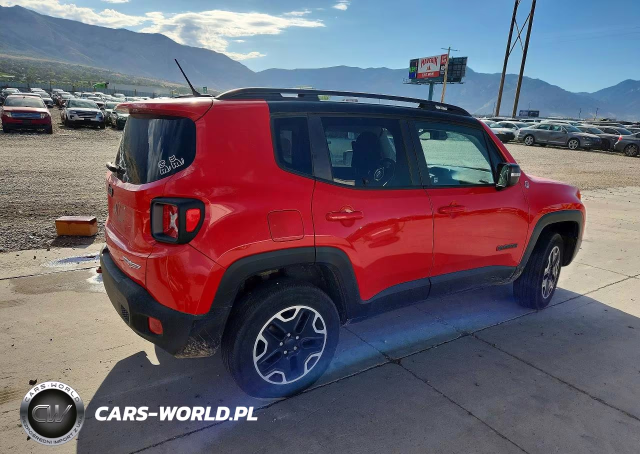 2016 Jeep Renegade Trailhawk VIN:ZACCJBCT3GPC96504 - 3