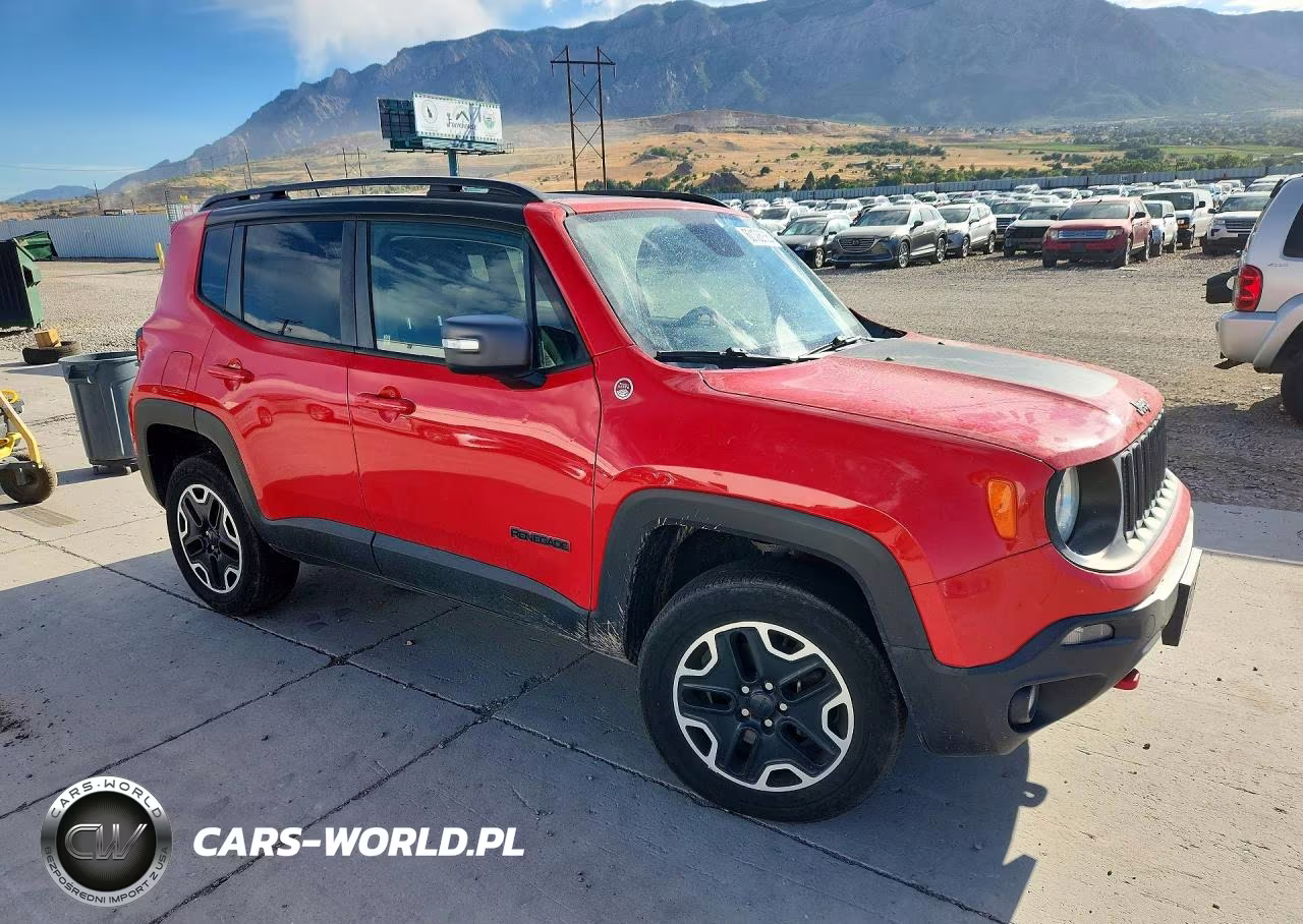 2016 Jeep Renegade Trailhawk VIN:ZACCJBCT3GPC96504 - 4
