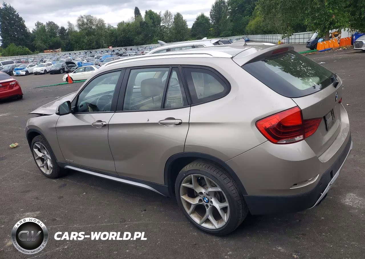 2015 BMW X1 xDrive28I VIN:WBAVL1C52FVY39702 - 2