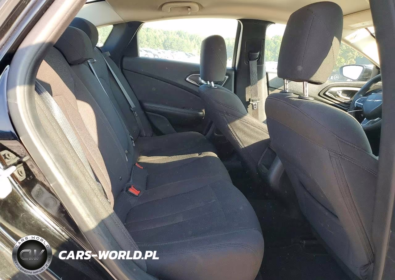 2016 Chrysler 200 Limited VIN:1C3CCCABXGN112389 - 10