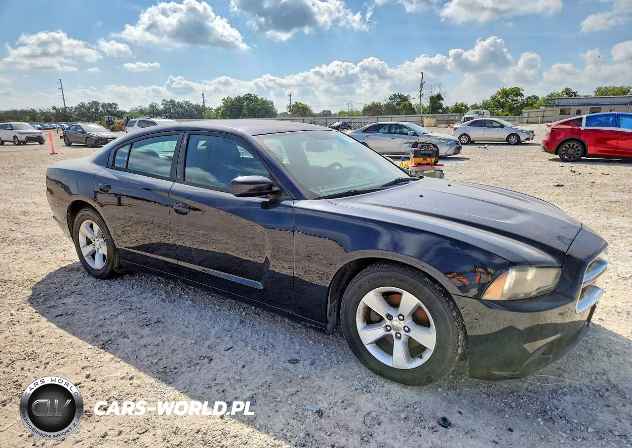 2012 Dodge Charger Se VIN:2C3CDXBG7CH117549 - 4