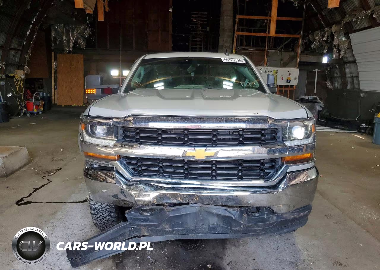 2018 Chevrolet Silverado K1500 VIN:1GCNKNEC4JZ231643 - 5
