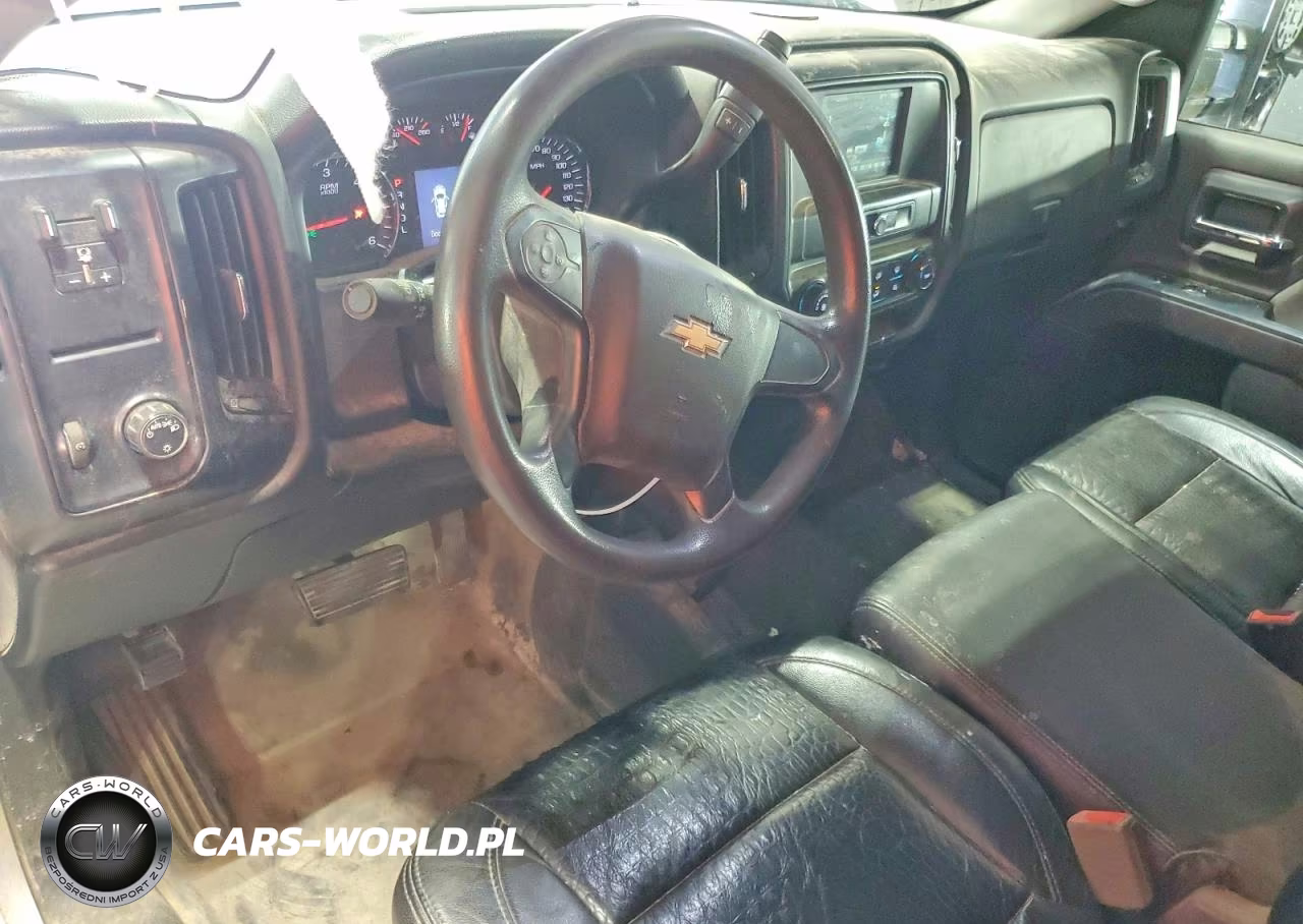 2018 Chevrolet Silverado K1500 VIN:1GCNKNEC4JZ231643 - 8