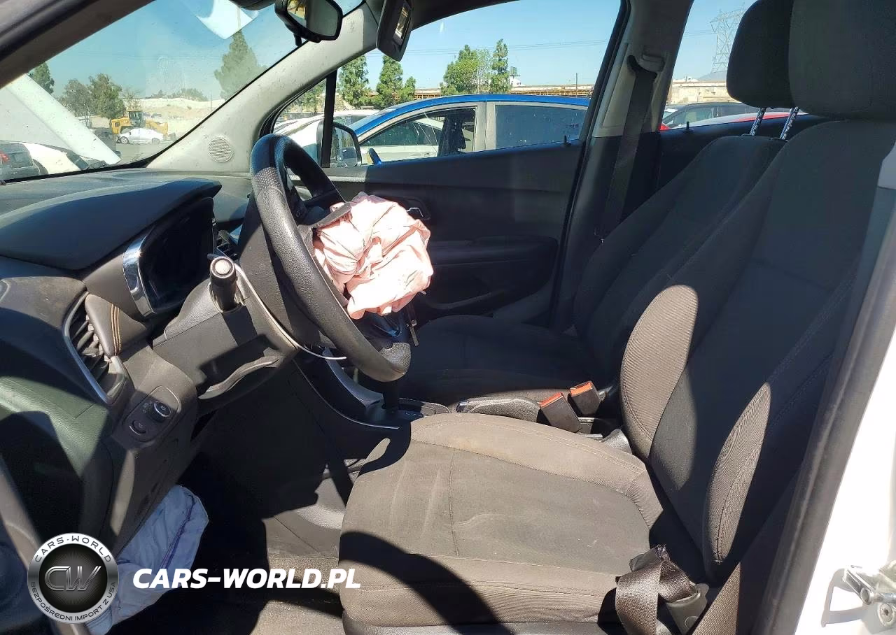 2018 Chevrolet Trax Ls VIN:KL7CJKSB6JB608192 - 7