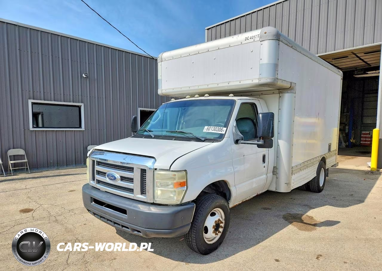 2008 Ford Econoline E450 Super Duty Cutaway Van