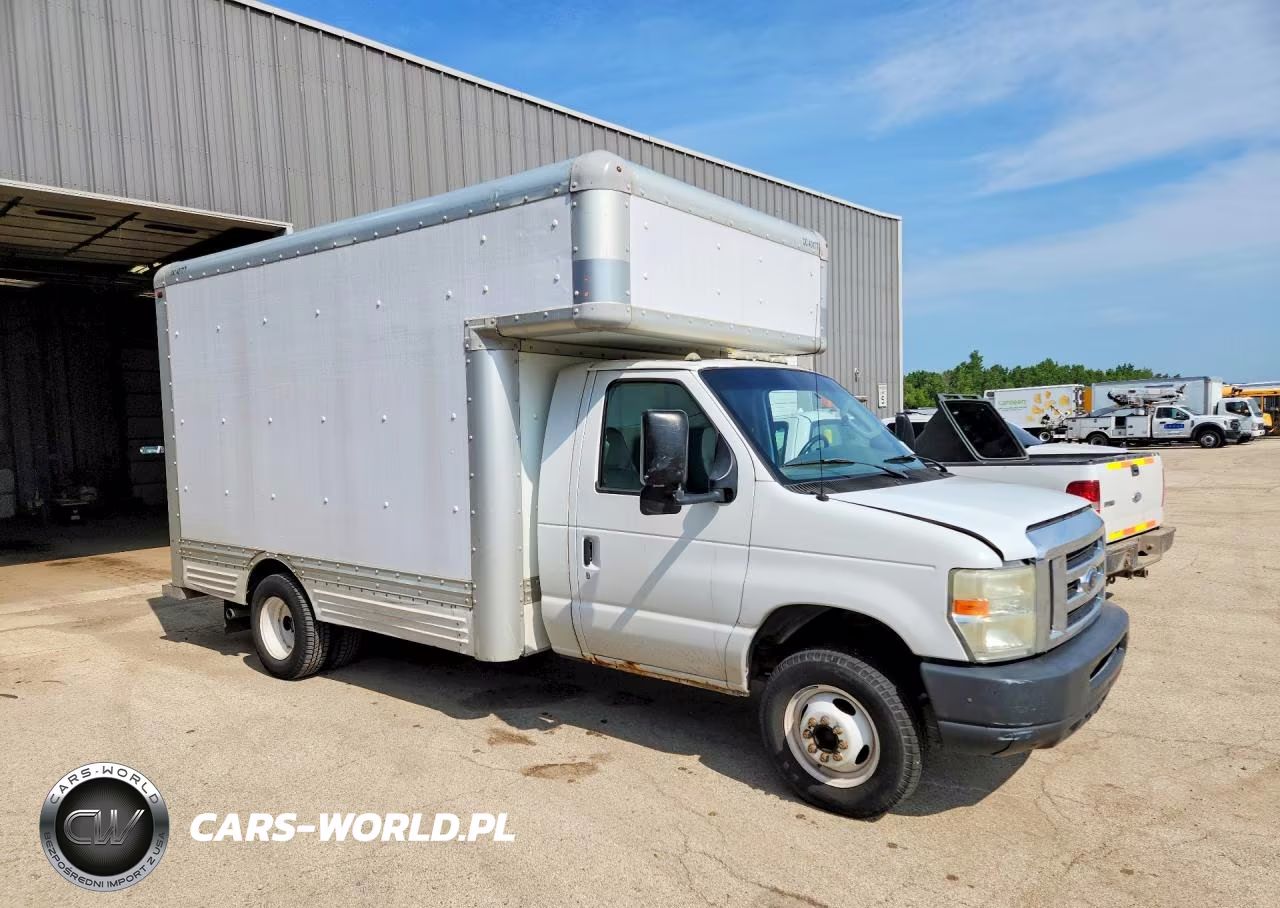 2008 Ford Econoline E450 Super Duty Cutaway Van VIN:1FDXE45SX8DB19143 - 4