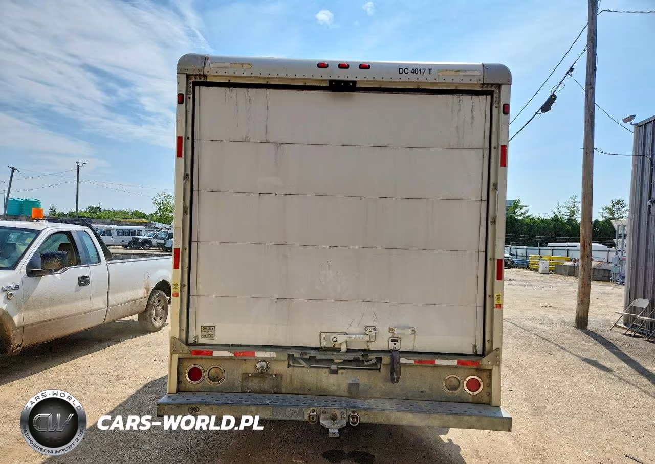 2008 Ford Econoline E450 Super Duty Cutaway Van VIN:1FDXE45SX8DB19143 - 6