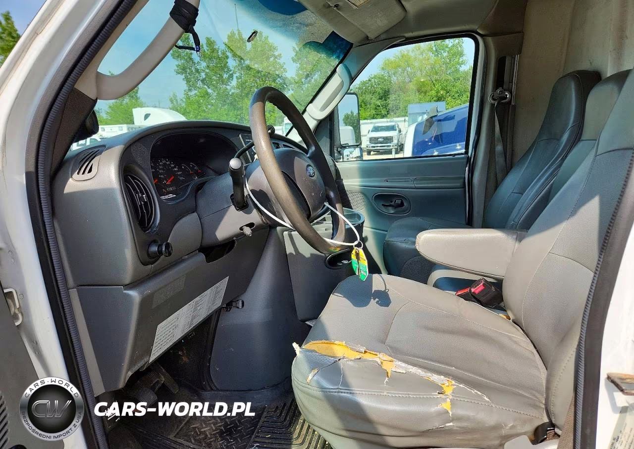 2008 Ford Econoline E450 Super Duty Cutaway Van VIN:1FDXE45SX8DB19143 - 7