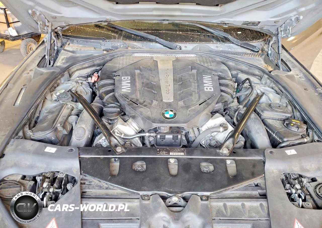2012 BMW 650 Xi VIN:WBALX5C57CC893913 - 11