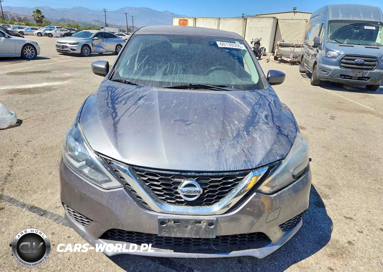 2017 Nissan Sentra S VIN:3N1AB7AP0HY299139 - 5