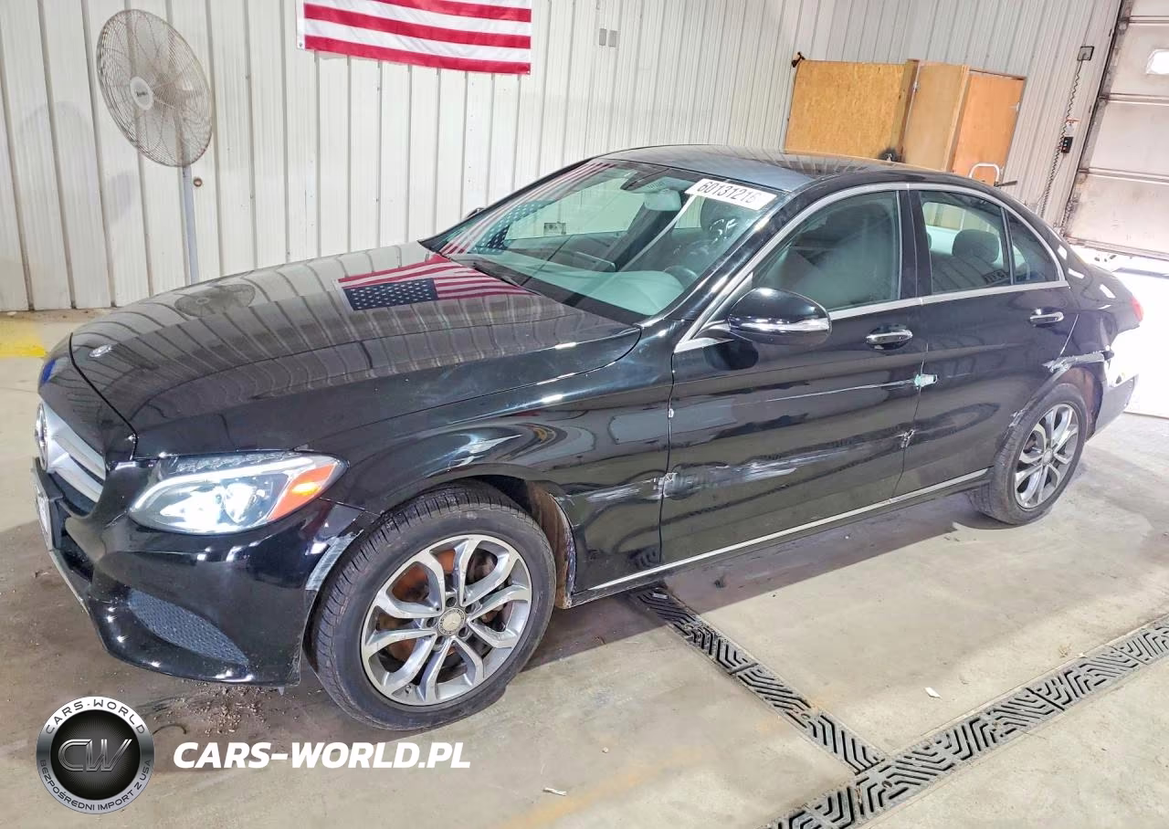 2015 Mercedes-Benz C 300 4Matic – zdjęcie 1 z 12