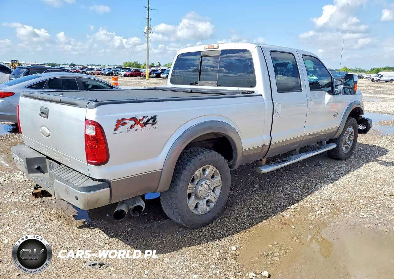 2012 Ford F250 Super Duty VIN:1FT7W2BT2CEC09084 - 3