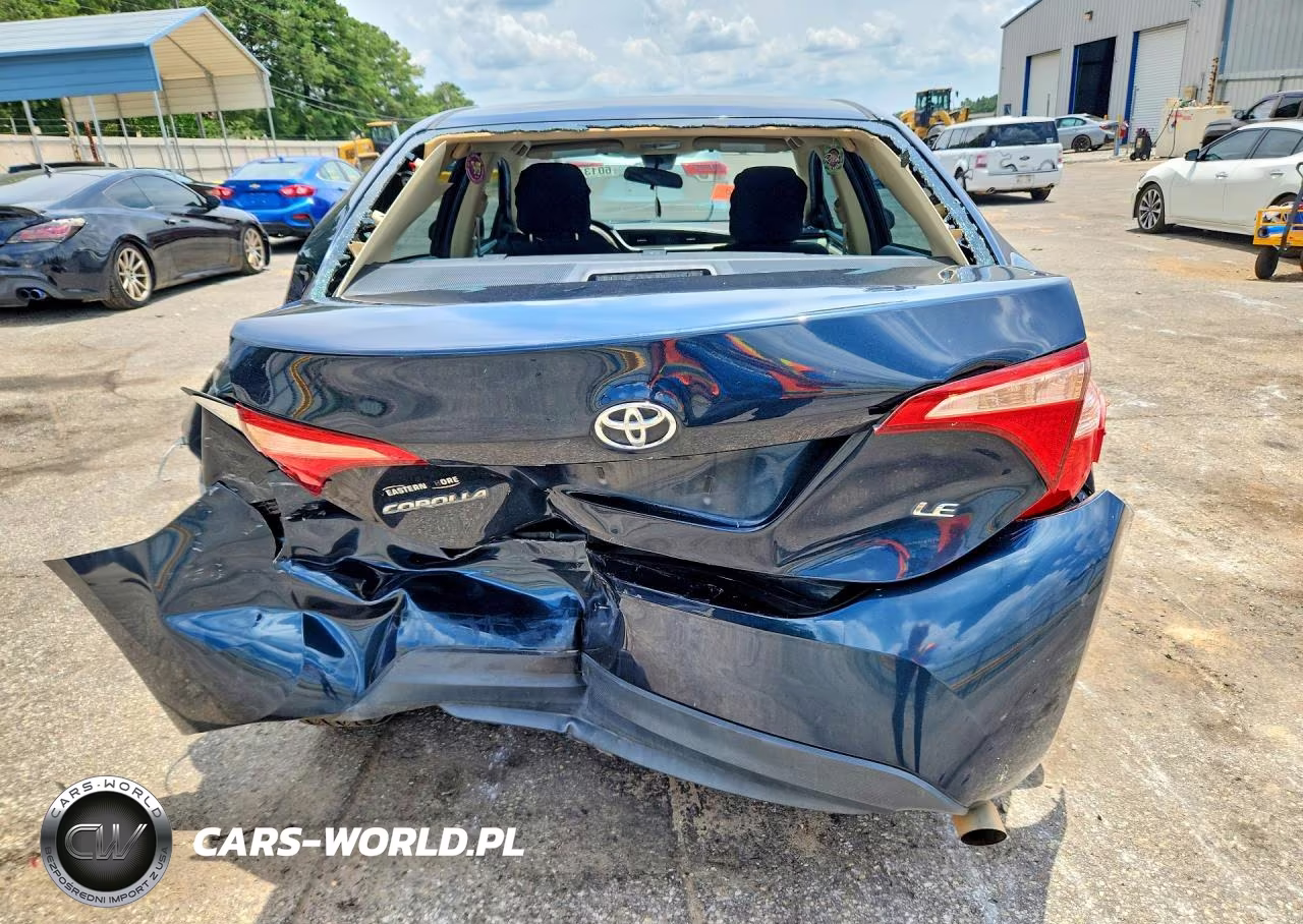 2018 Toyota Corolla Le VIN:2T1BURHE5JC992483 - 6